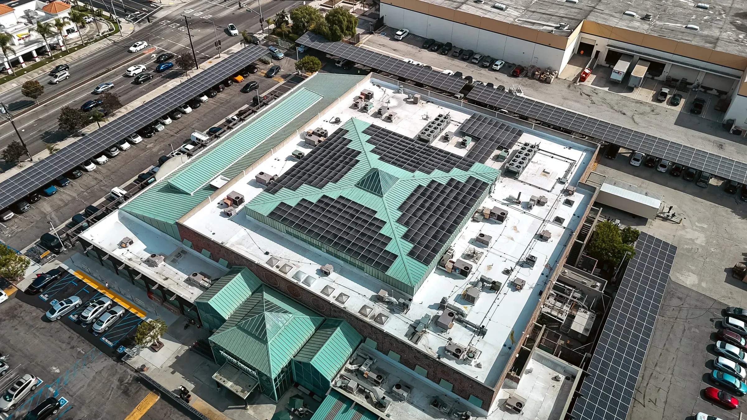 Option One Solar commercial rooftop array installation